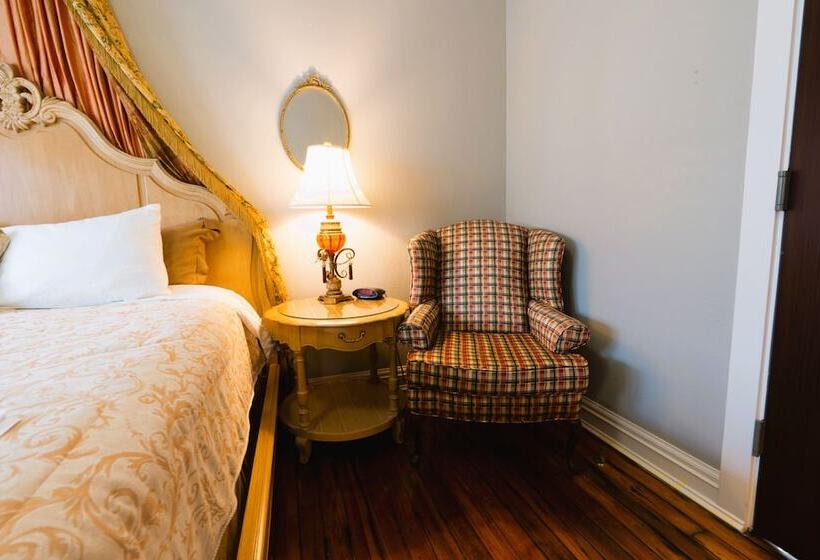 高级客房, Oakpak Inns   Enjoy All Inclusive Snack Beverages Wine & Beer During The Stay