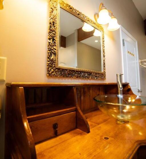 带阳台套房, Oakpak Inns   Enjoy All Inclusive Snack Beverages Wine & Beer During The Stay