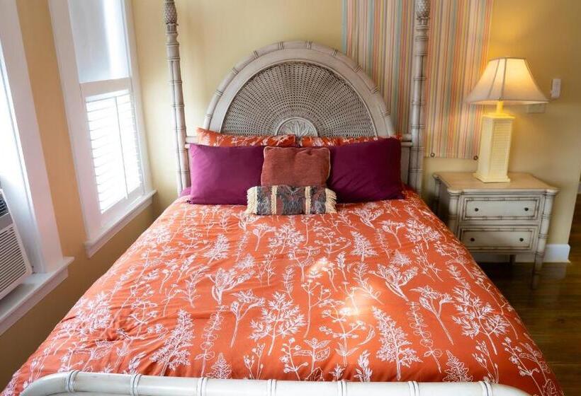 带特大床的豪华房间, Oakpak Inns   Enjoy All Inclusive Snack Beverages Wine & Beer During The Stay