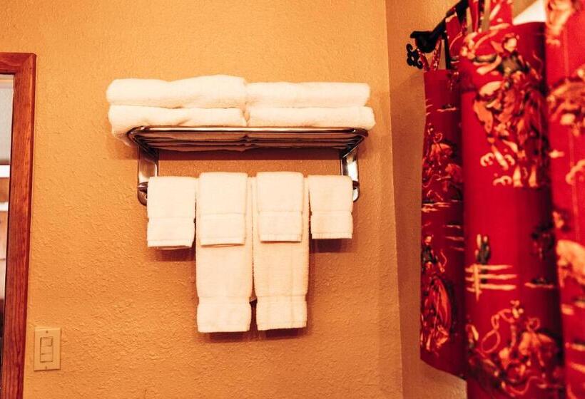 Семейный Номер, The Longhorn Ranch Resort Lodge & Rv Park