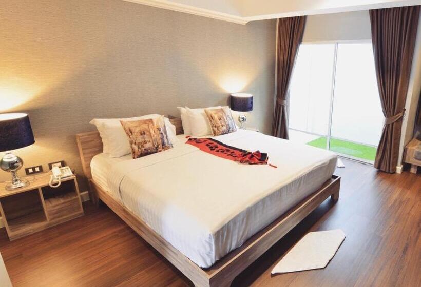 套房, The Tamnan Pattaya Hotel & Resort