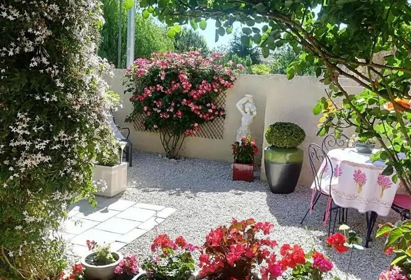 スイート, Mas De La Coucourde