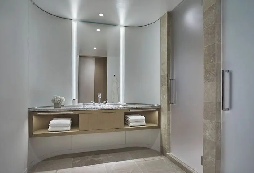 プレミアムルーム, Four Seasons Hotel Philadelphia At Comcast Center
