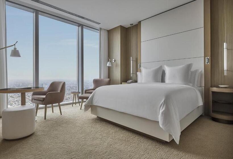 장애인을 위한 스위트, Four Seasons Hotel Philadelphia At Comcast Center