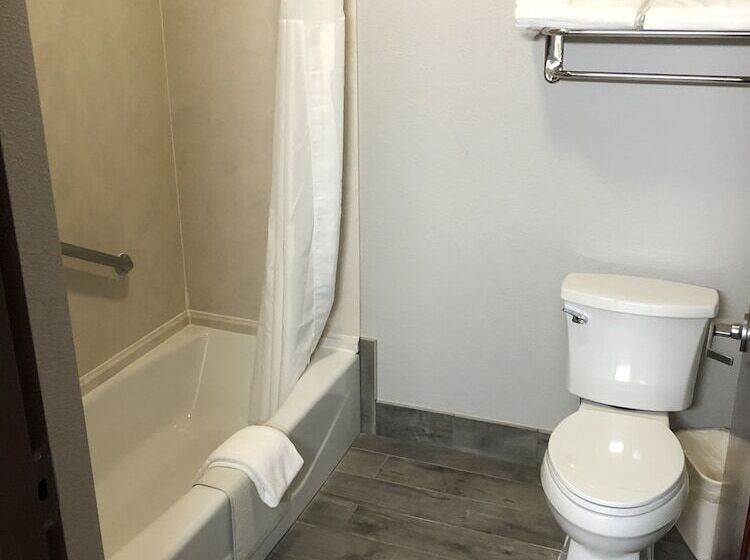 סוויטה, Lea County Inn