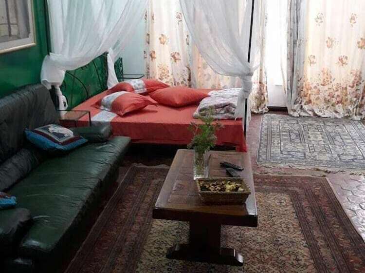 سوییت, Dar Kamy