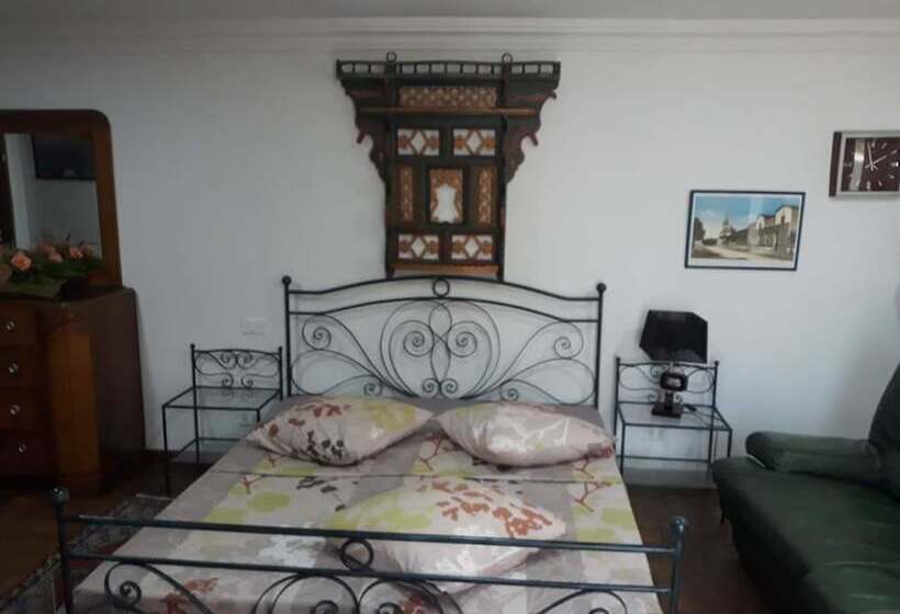 سوییت, Dar Kamy