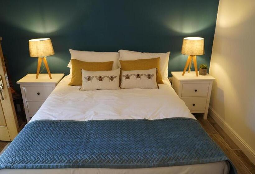 اتاق لوکس, The Peacock Inn