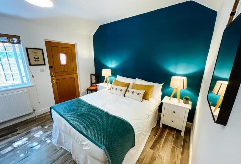 اتاق لوکس, The Peacock Inn