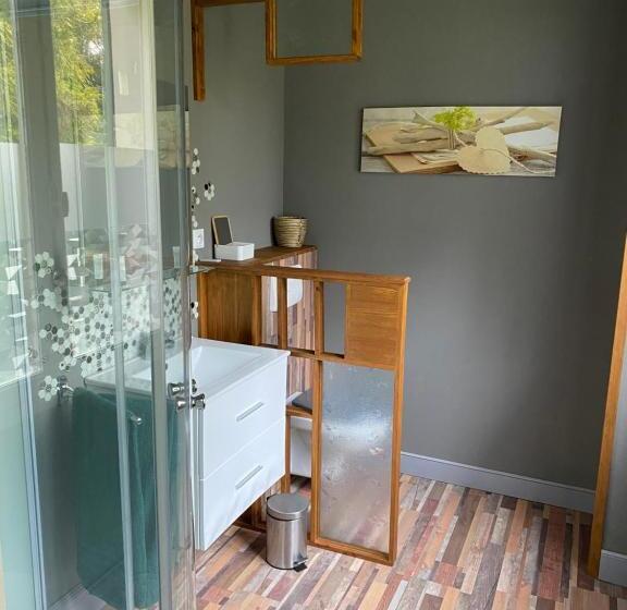 חדר סטנדרט נוף לגינה, Les Genebruyeres   L Histoire D Un Reve