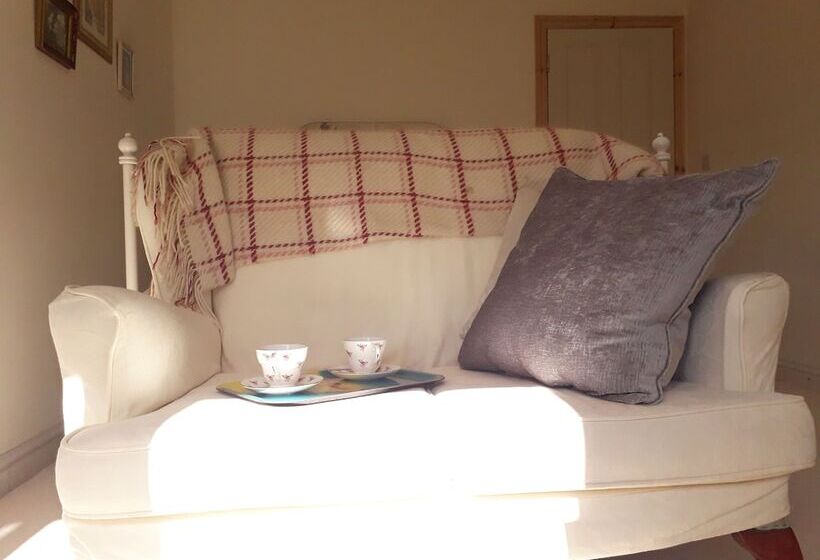 חדר סטנדרט, Melin Tregib