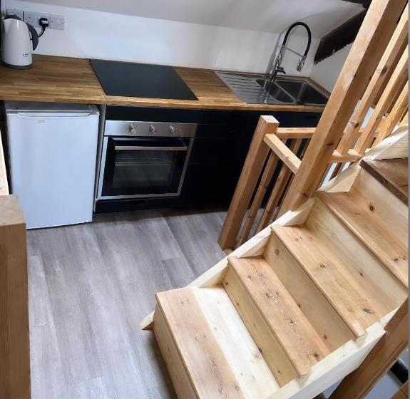 חדר סטנדרט, Melin Tregib