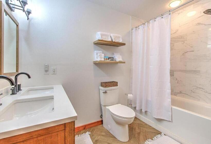 جناح غرفتين نوم, Riverbend Retreat   Fla