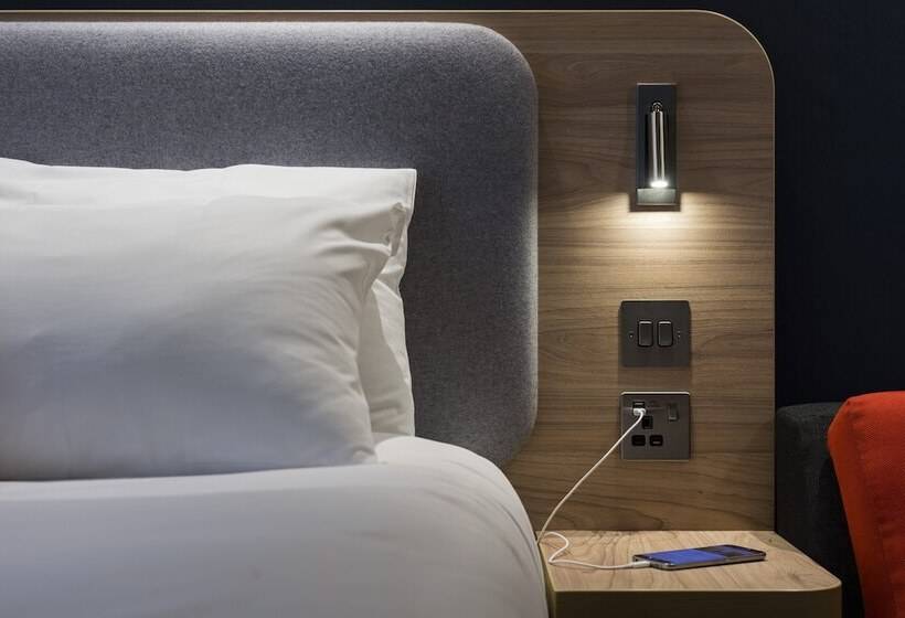 اتاق استاندارد, Holiday Inn Express   Exeter   City Centre, An Ihg