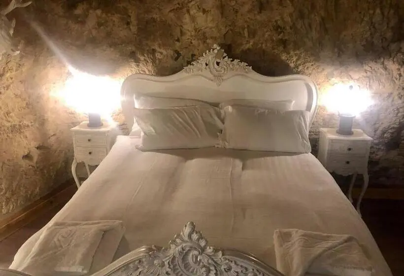 キングサイズベッドのスタンダードルーム, The Grotto