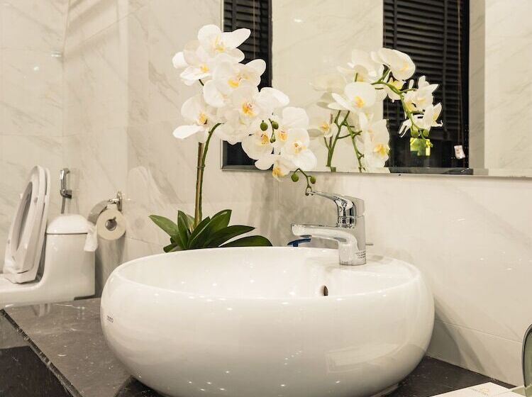 ویلای لوکس 1 خوابه, Oreka Homestay Halong   Hostel