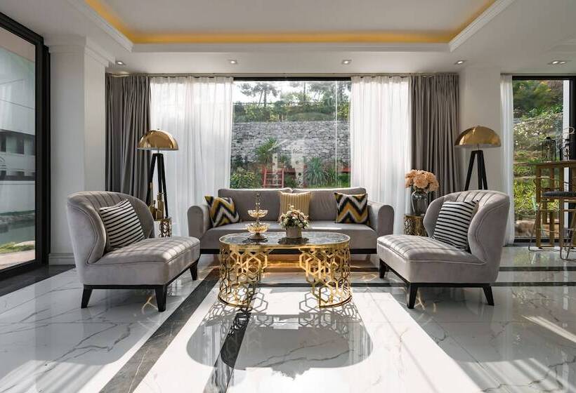 ویلای لوکس 1 خوابه, Oreka Homestay Halong   Hostel