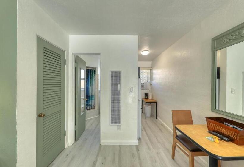 إستوديو قياسى, Sand Vista Vacation Rentals