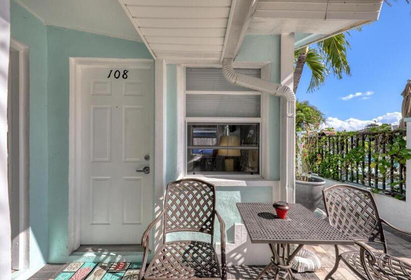 شقة غرفة واحدة, Sand Vista Vacation Rentals