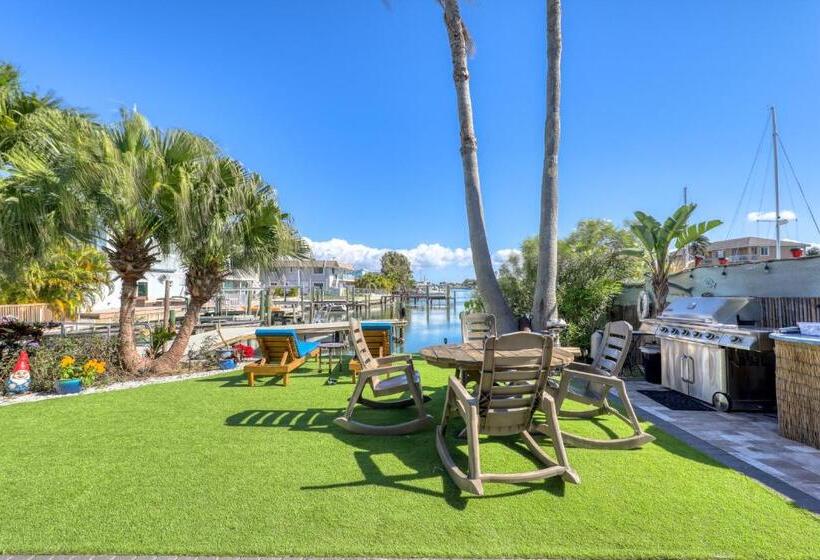 إستوديو ديلوكس, Sand Vista Vacation Rentals