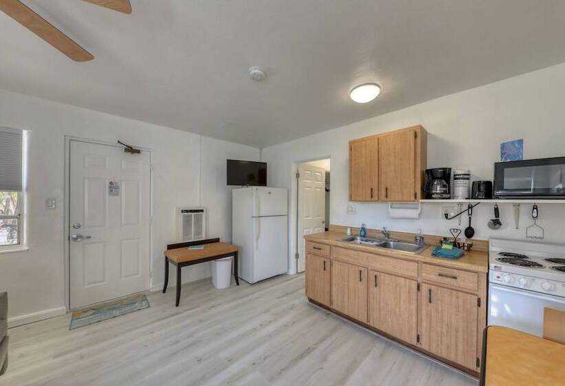 شقة غرفة واحدة, Sand Vista Vacation Rentals