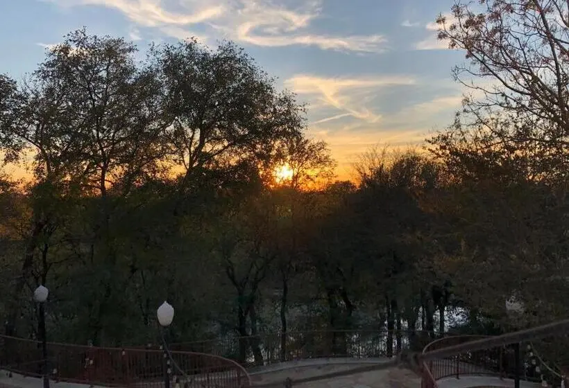 バルコニー付きスタンダードルーム, Gruene River Hotel & Retreat