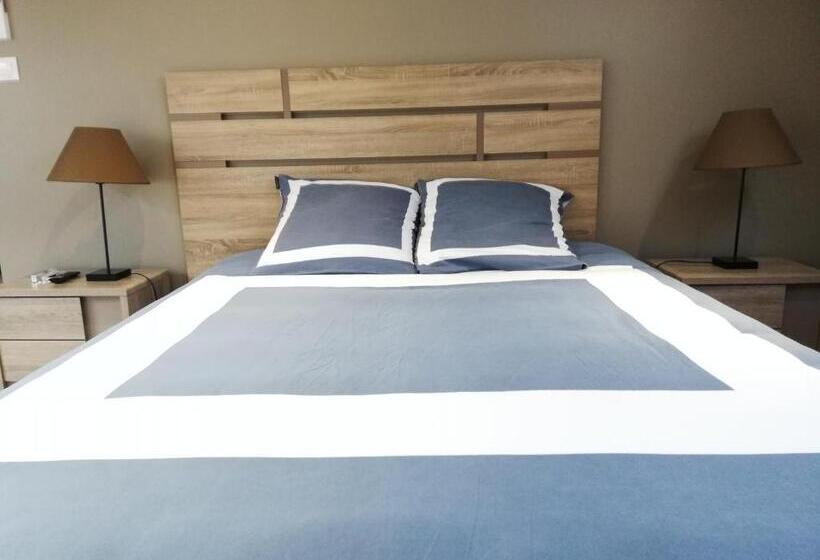 スーペリアールーム, Jacaranda De Banaudon