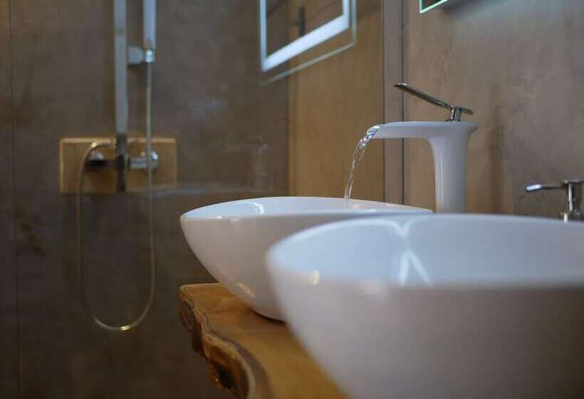 高级大房间, Les Agaves