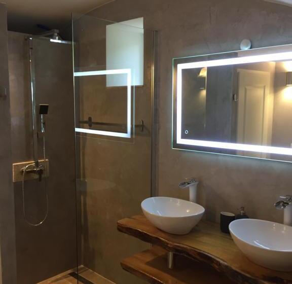 高级大房间, Les Agaves