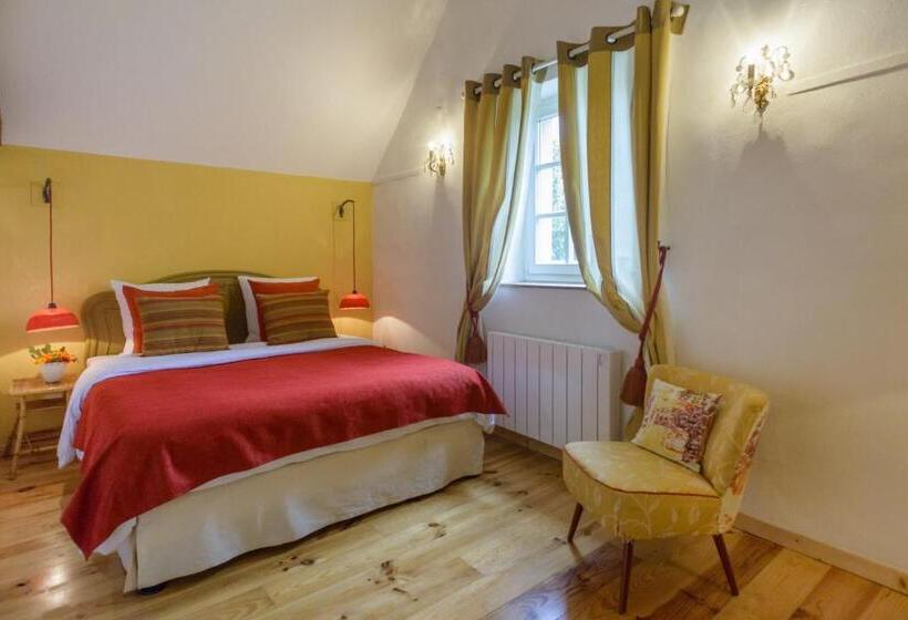 منزل غرفتين نوم, Maison Le Village   Maison D’hôtes