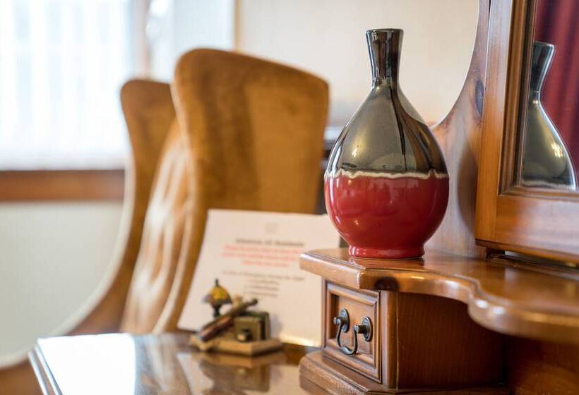 غرفة قياسية, The Forth Inn