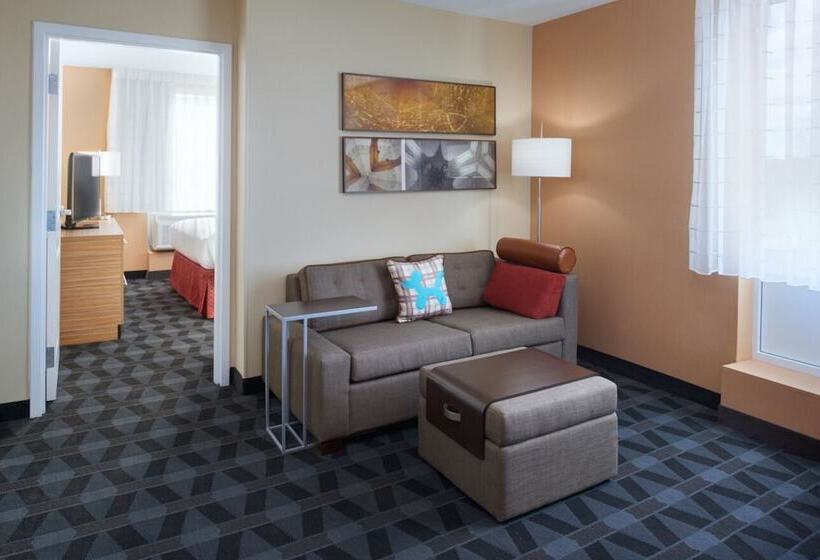 جناح, Towneplace Suites By Marriott Grand Rapids Airport