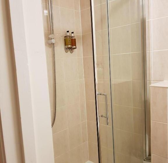 חדר סופריור, Wisteria Haze