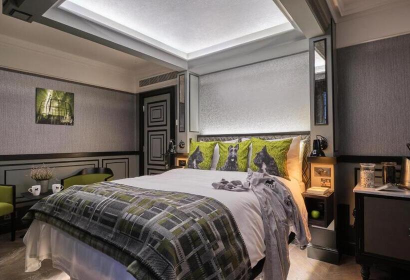 اتاق استاندارد با تخت بزرگ, The Gyle