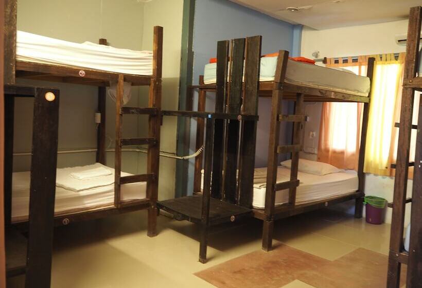 Vuode Makuusalissa, Palio Home   Hostel