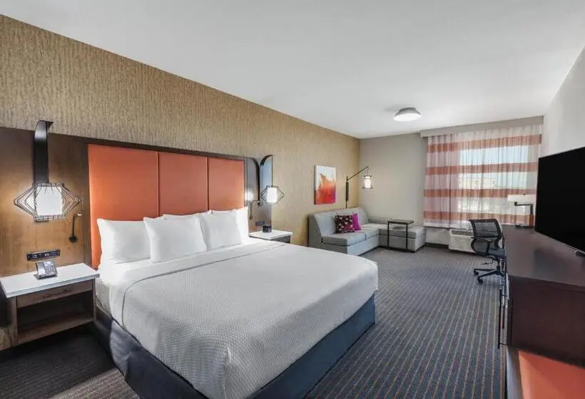 キングサイズベッドのデラックスルーム, La Quinta By Wyndham Houston East At Sheldon Rd