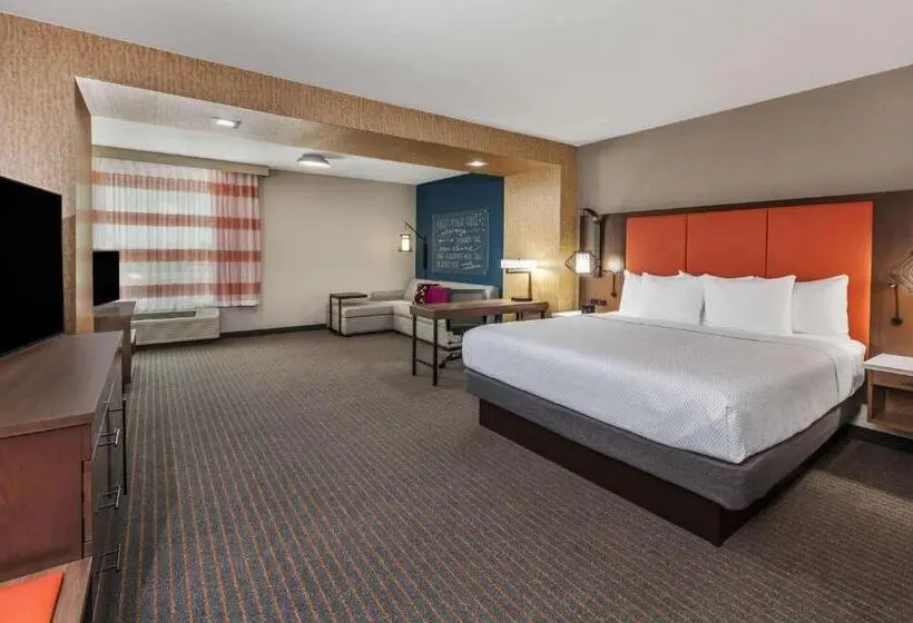 キングサイズベッドのデラックスルーム, La Quinta By Wyndham Houston East At Sheldon Rd