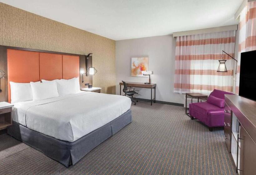 חדר סטנדרט עם מיטת קינג, La Quinta By Wyndham Houston East At Sheldon Rd
