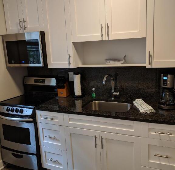 إستوديو ديلوكس, Ashley Brooke Beach Resort