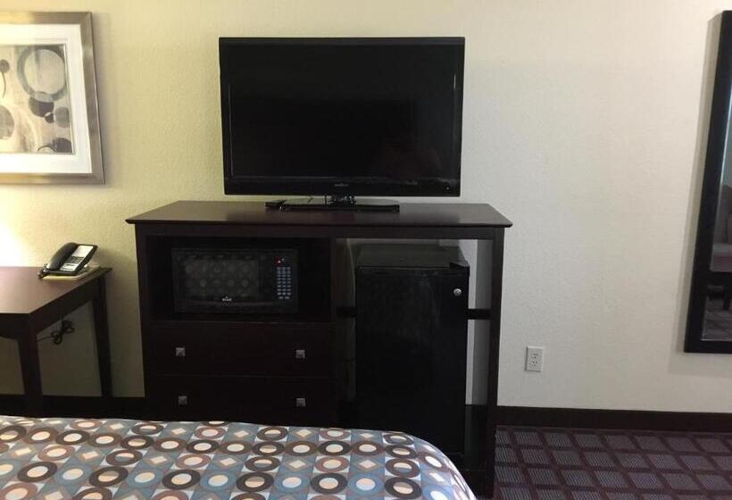 غرفة قياسية سرير كينج, Pearsall Inn And Suites