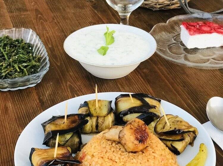 اتاق استاندارد یک نفره, Halikarnas Pansiyon