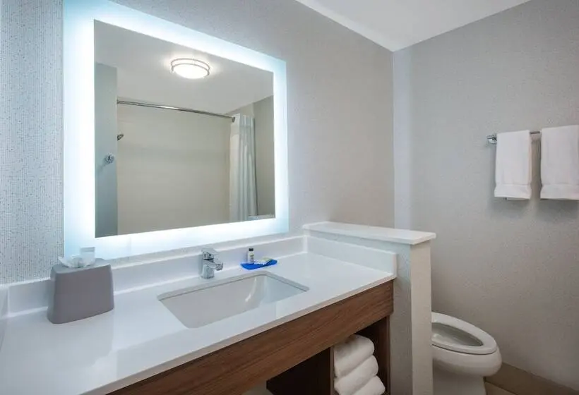 اتاق استاندارد, Holiday Inn Express & Suites   Chico, An Ihg