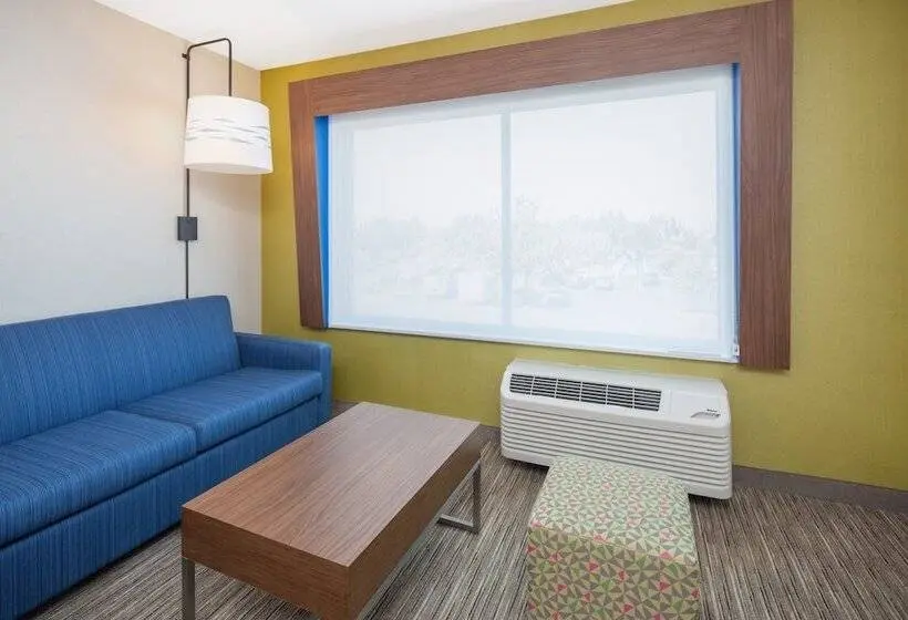 سوئیت برای معلولان, Holiday Inn Express & Suites   Chico, An Ihg