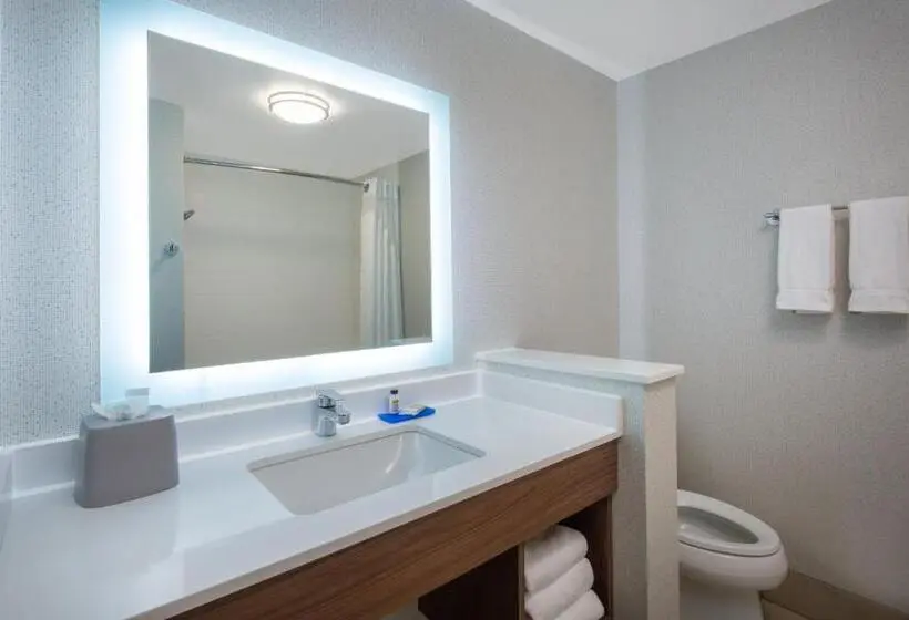 اتاق استاندارد, Holiday Inn Express & Suites   Chico, An Ihg