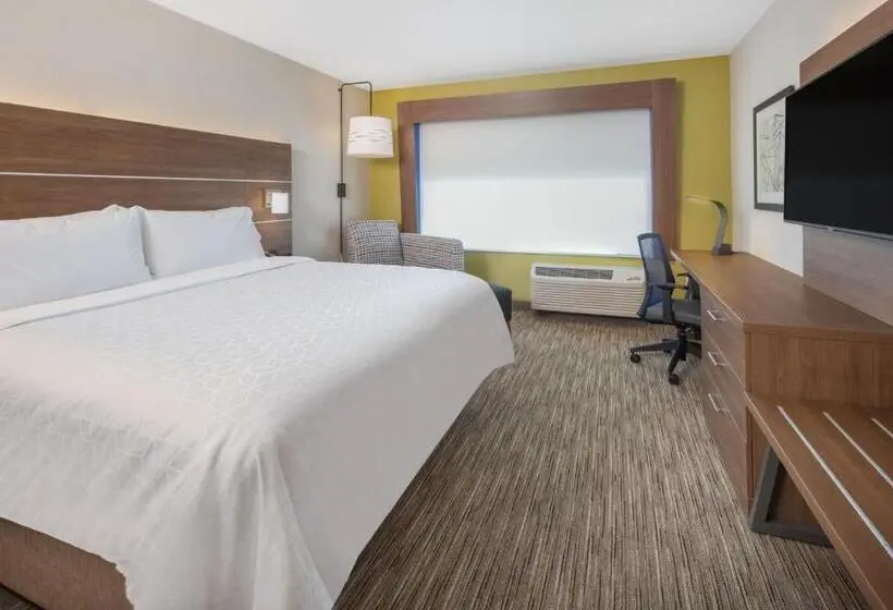 اتاق استاندارد با تخت بزرگ برای معلولان, Holiday Inn Express & Suites   Chico, An Ihg