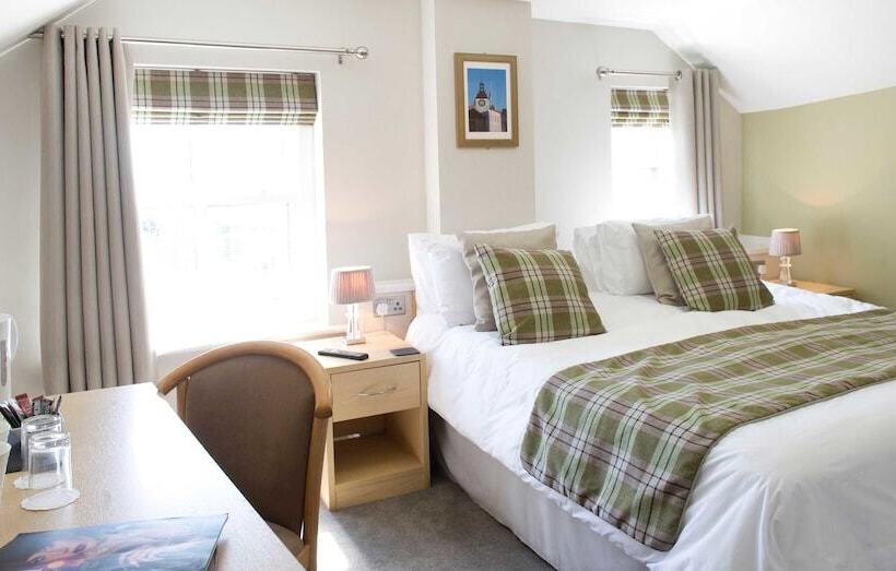 חדר דלוקס, Rose And Crown