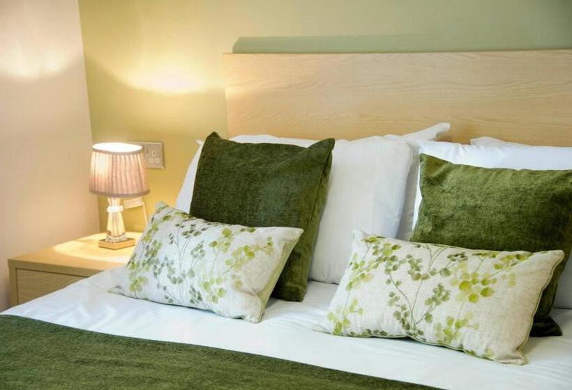 חדר סטנדרט, Rose And Crown