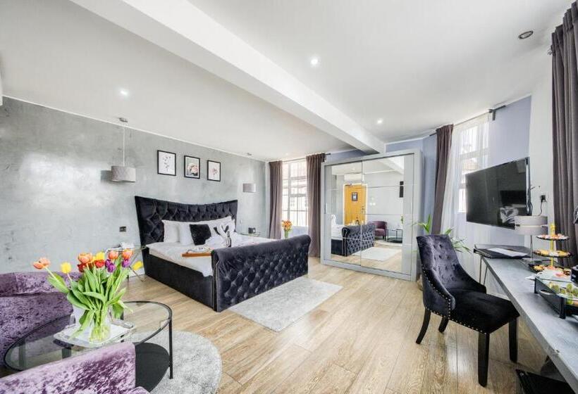 Номер Deluxe, Villare Leicester City Centre