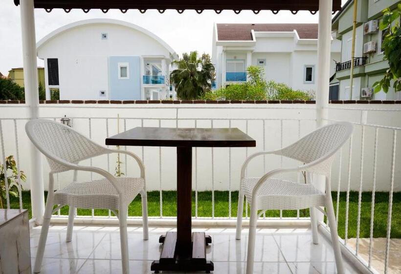 اتاق سوپریور سه تخته, Villa Hania Adults Only