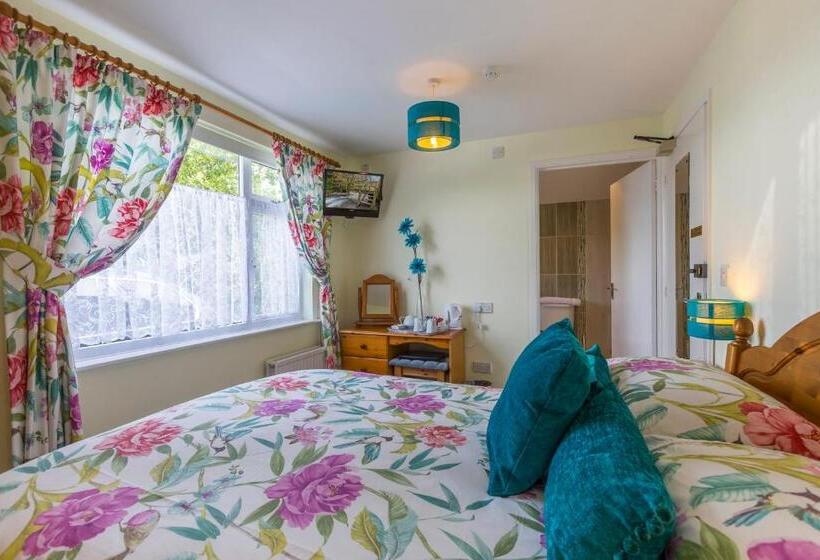 غرفة إقتصادية, The Old Coach House